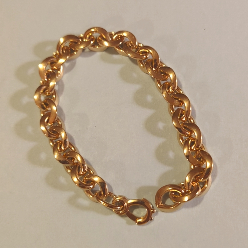 Vintage 18K Gold Bracelet 8 1/4" with Safety Clasp